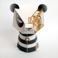 3EyedBear Headlight Bot Paper Toy