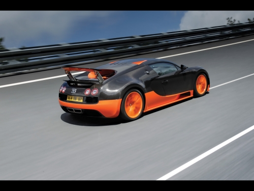 2010-Bugatti-Veyron-16-4-Super-Sport-World-Record-Rear-And-Side-Speed-1280x960.jpg
