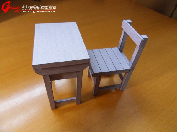 课桌椅01.JPG