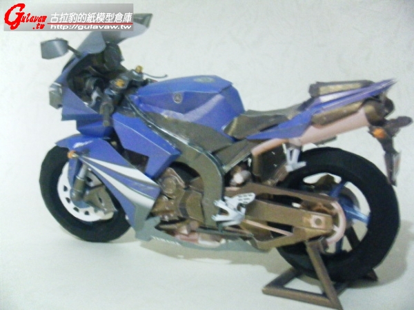 YZF-R1-07 007.jpg