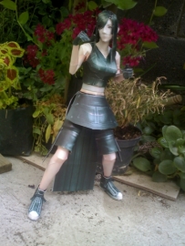 Final Fantasy VII: Advent Children - Tifa Papercraft